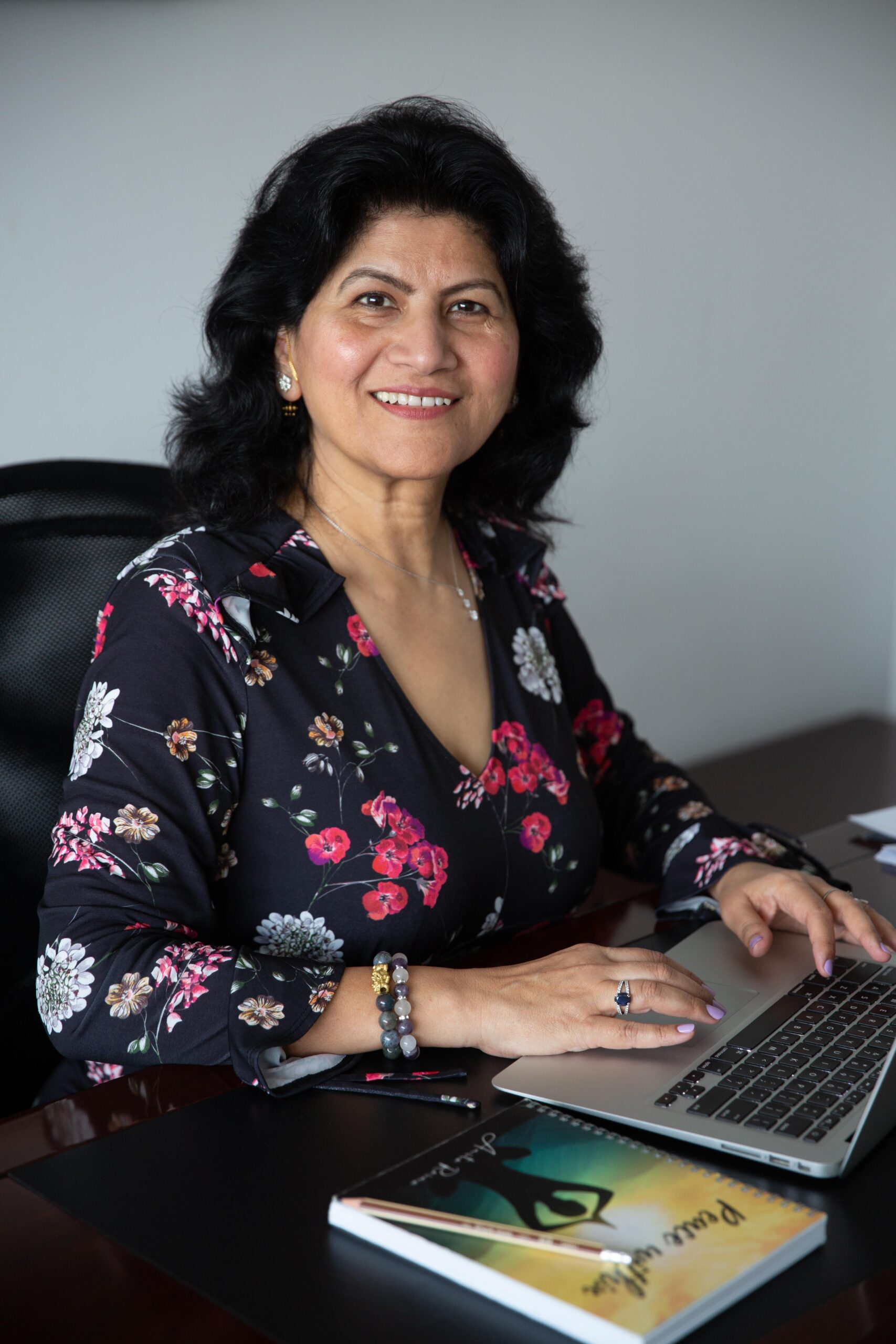 Anita Raina, top life coach in Dubai, Atmaanaan